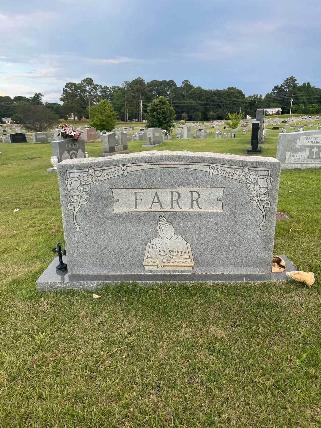 William M. Farr's grave. Photo 1