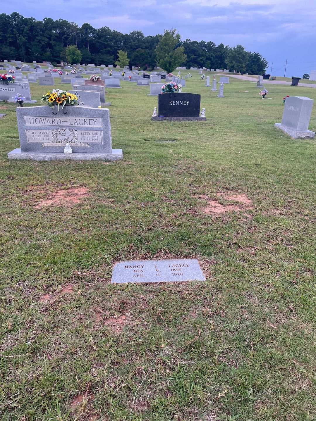 Nancy L. Lackey's grave. Photo 2