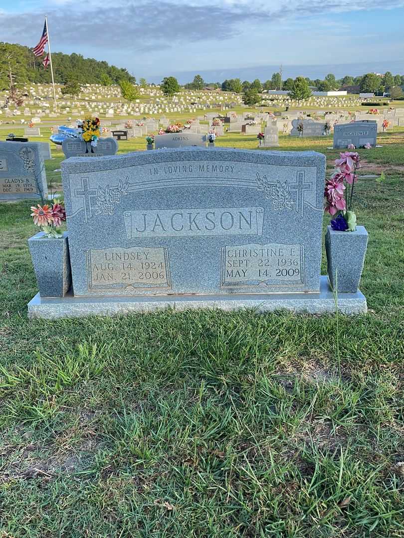 Christine E. Jackson's grave. Photo 1