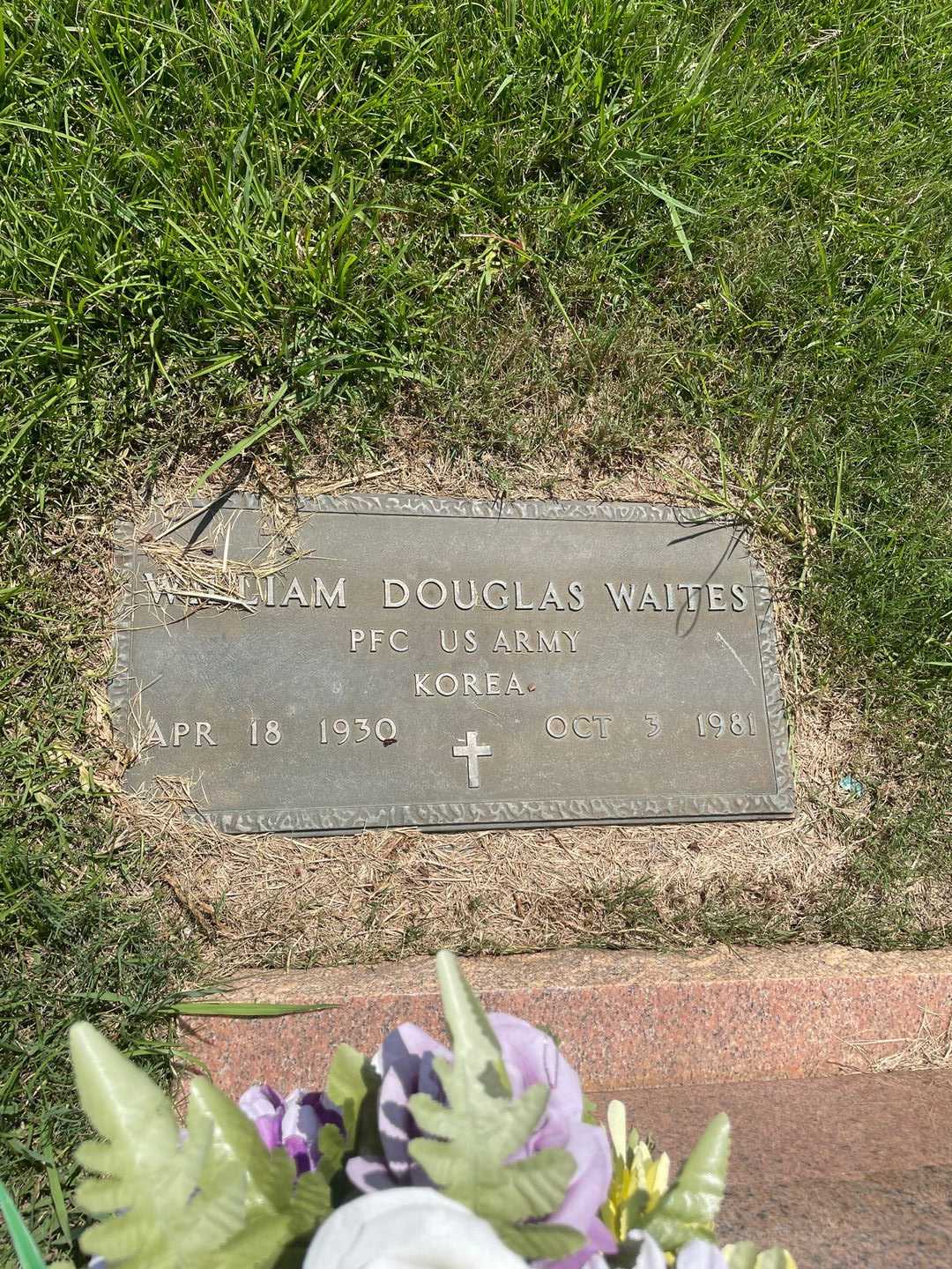 William Douglas Waites's grave. Photo 3