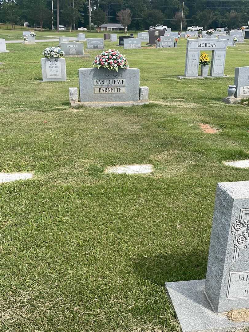 Betty J. Van Cleave's grave. Photo 2