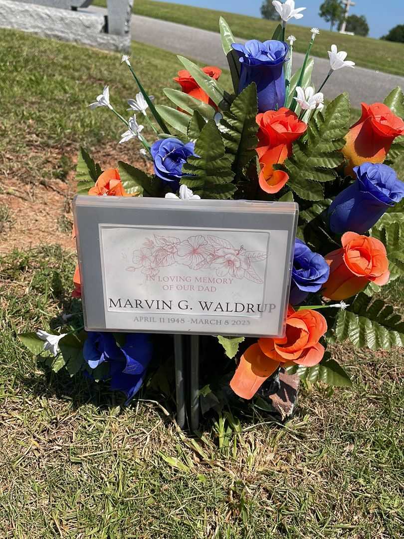 Marvin G. Waldrup's grave. Photo 1