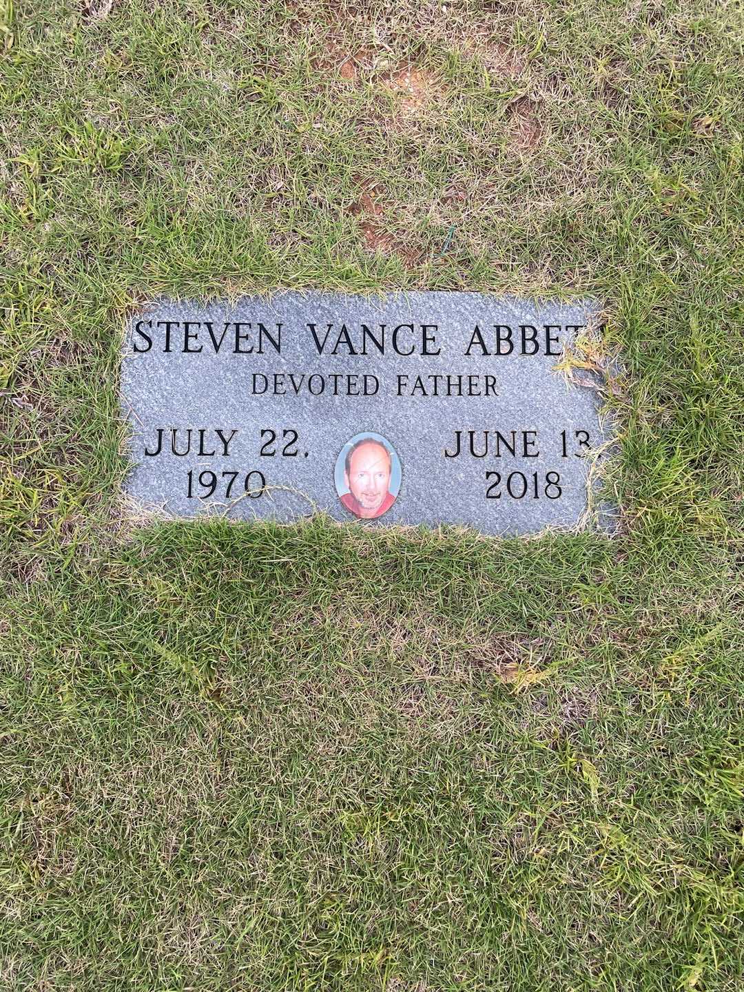 Steven Vance Abbett's grave. Photo 3