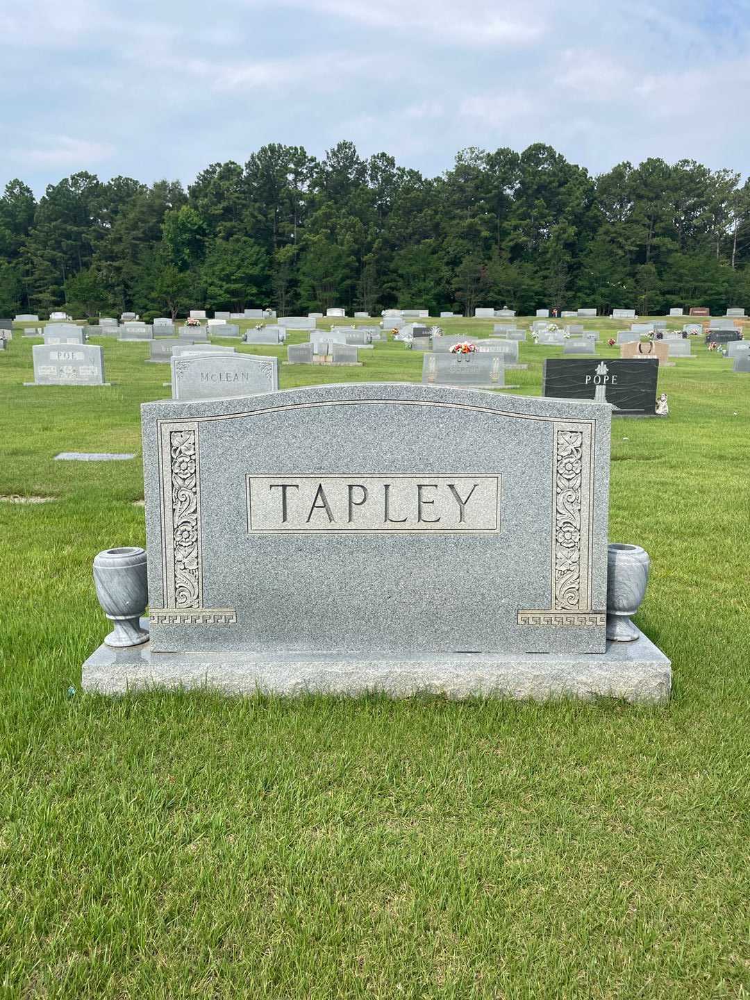 Church T. Tapley's grave. Photo 1