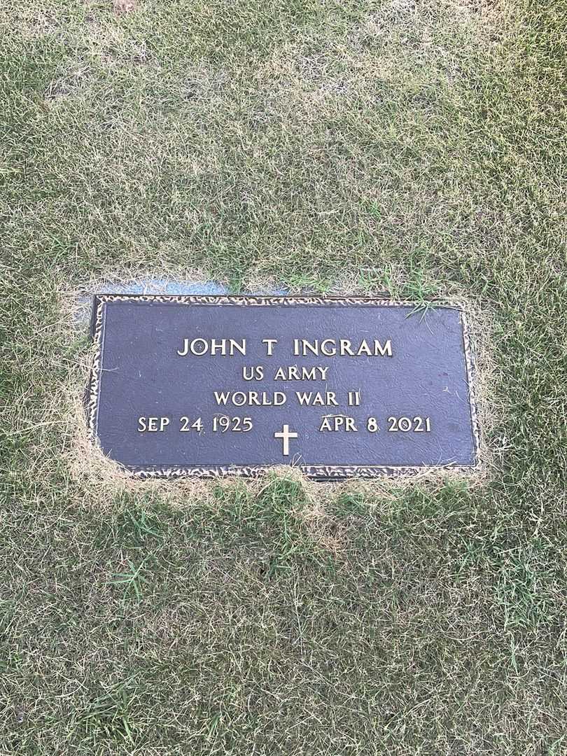 John T. Ingram's grave. Photo 3