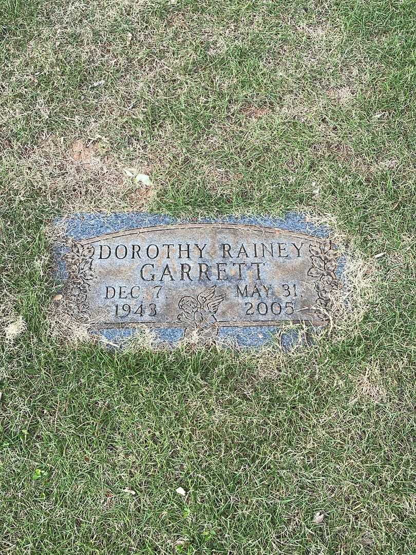 Dorothy E. Rainey Garrett's grave. Photo 1