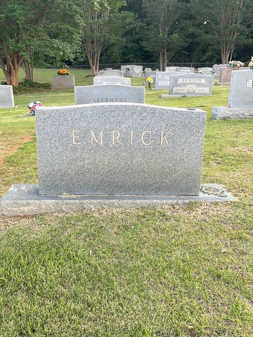 Frances I. Ingram Emrick's grave. Photo 1