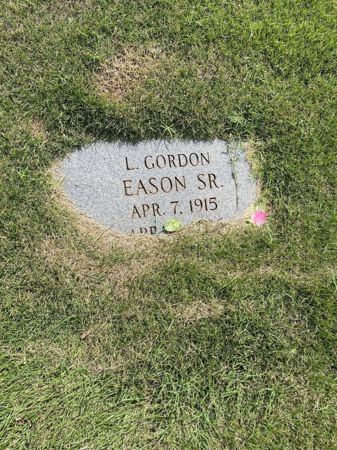 Lucius Gordon Eason Senior's grave. Photo 3