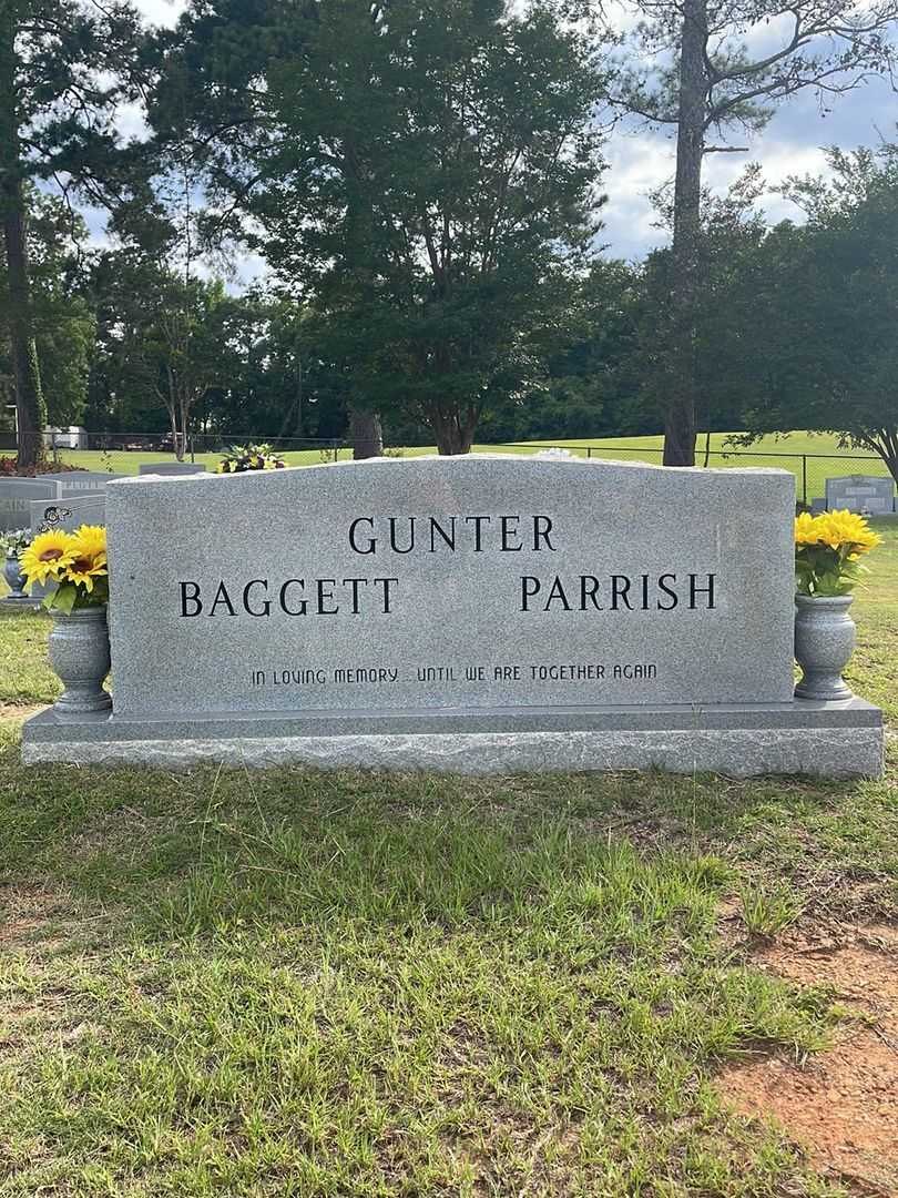 William Larry Baggett's grave. Photo 1