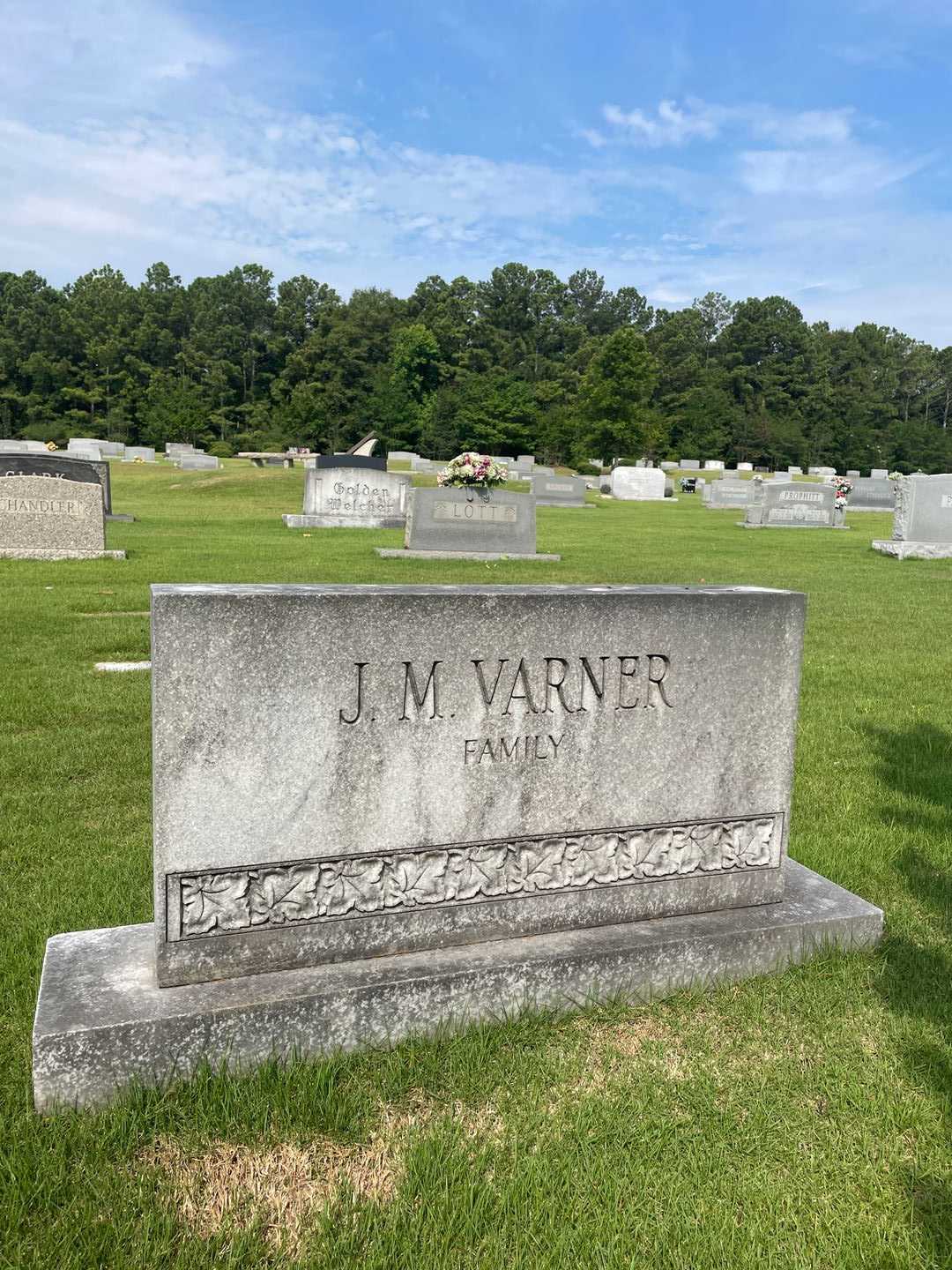 Julian M. Varner's grave. Photo 1