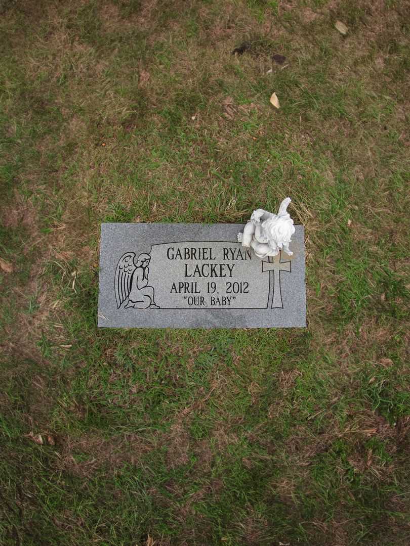 Gaberiel Ryan Lackey's grave. Photo 2