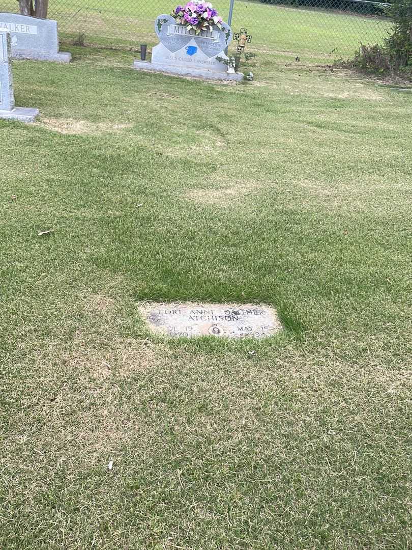 Lori Anne Gaither Atchison's grave. Photo 2