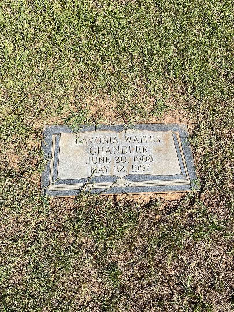 Lavonia Waites Chandler's grave. Photo 1