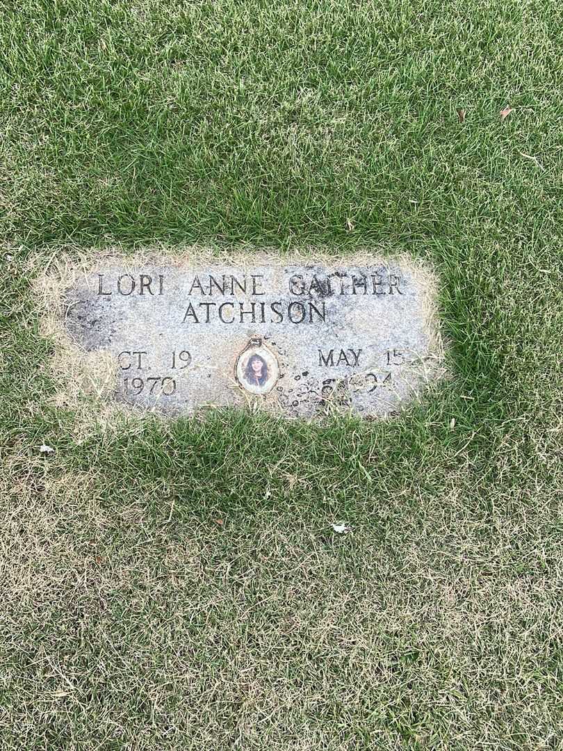 Lori Anne Gaither Atchison's grave. Photo 1