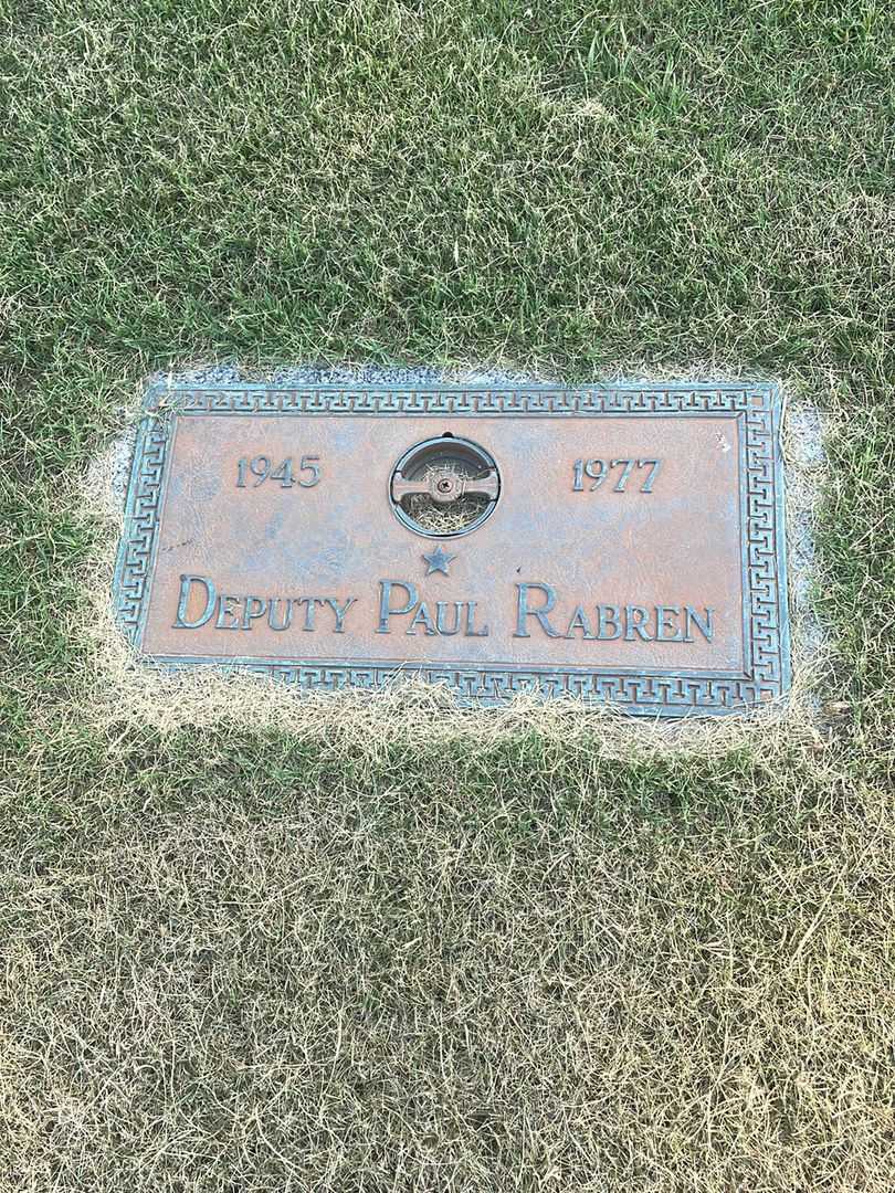 Deputy Paul Rabren's grave. Photo 3