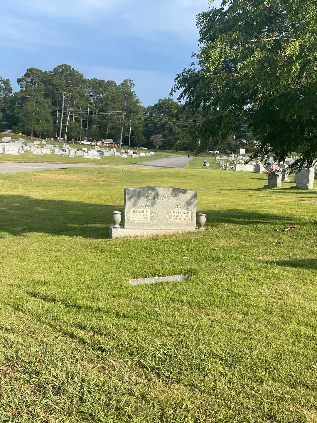 Myra N. Napp Wilson's grave. Photo 2