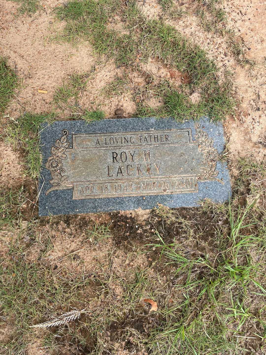 Roy H. Lackey's grave. Photo 3