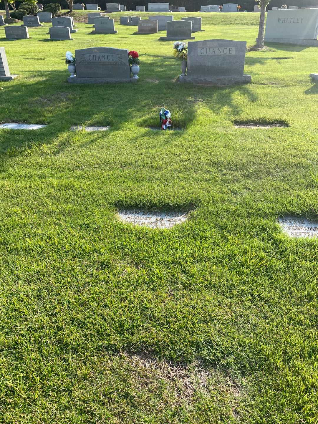 Leon Marr Sahag's grave. Photo 1