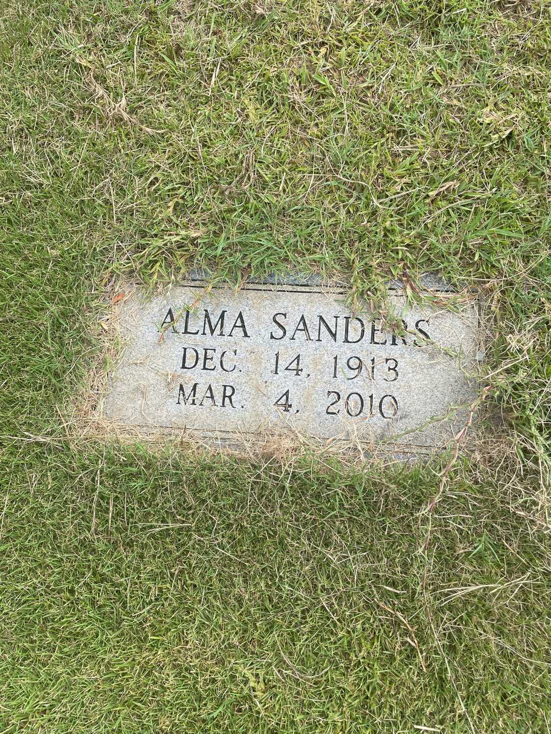 Alma B. Sanders's grave. Photo 3