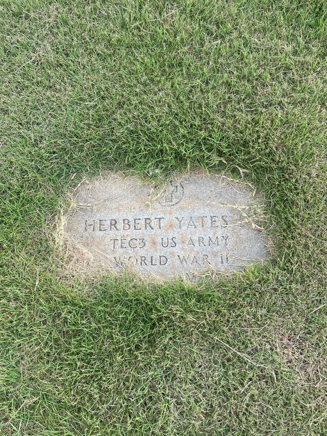 Herbert Yates Senior's grave. Photo 1