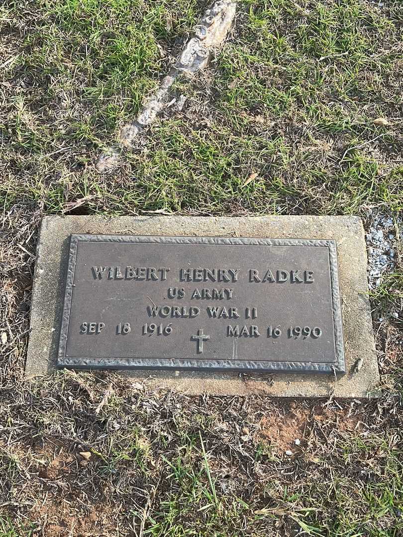 Wilbert Henry Radke's grave. Photo 1