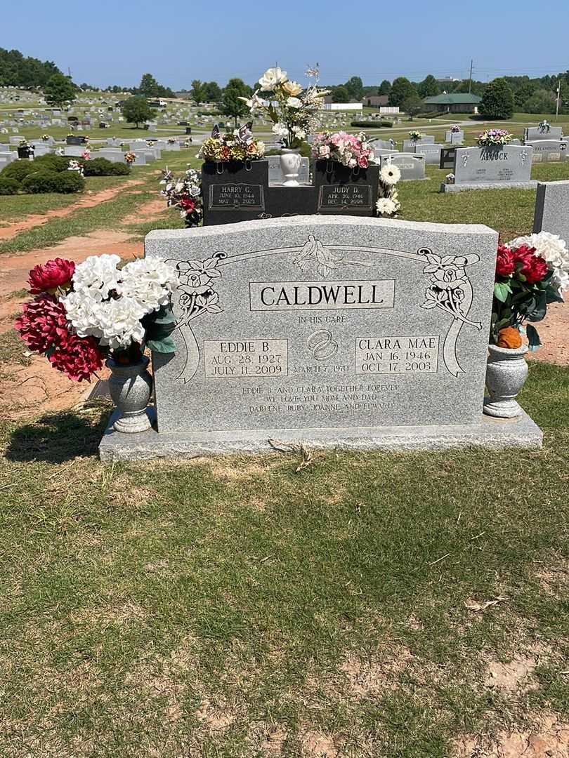 Clara Mae Caldwell's grave. Photo 1