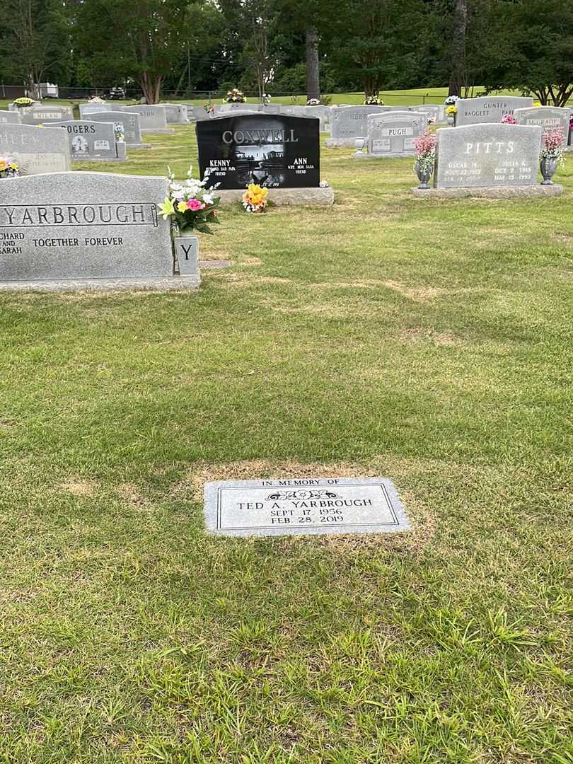 Ted A. Yarbrough's grave. Photo 2