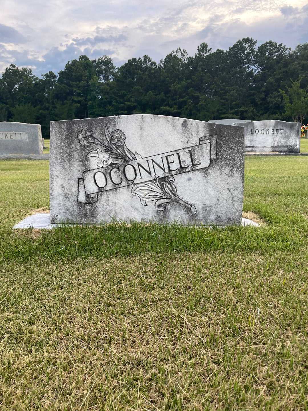 Gerald E. O'Connell's grave. Photo 1