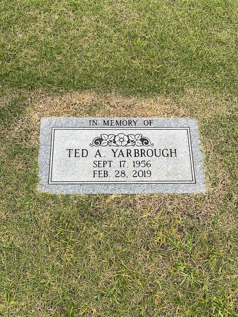 Ted A. Yarbrough's grave. Photo 3