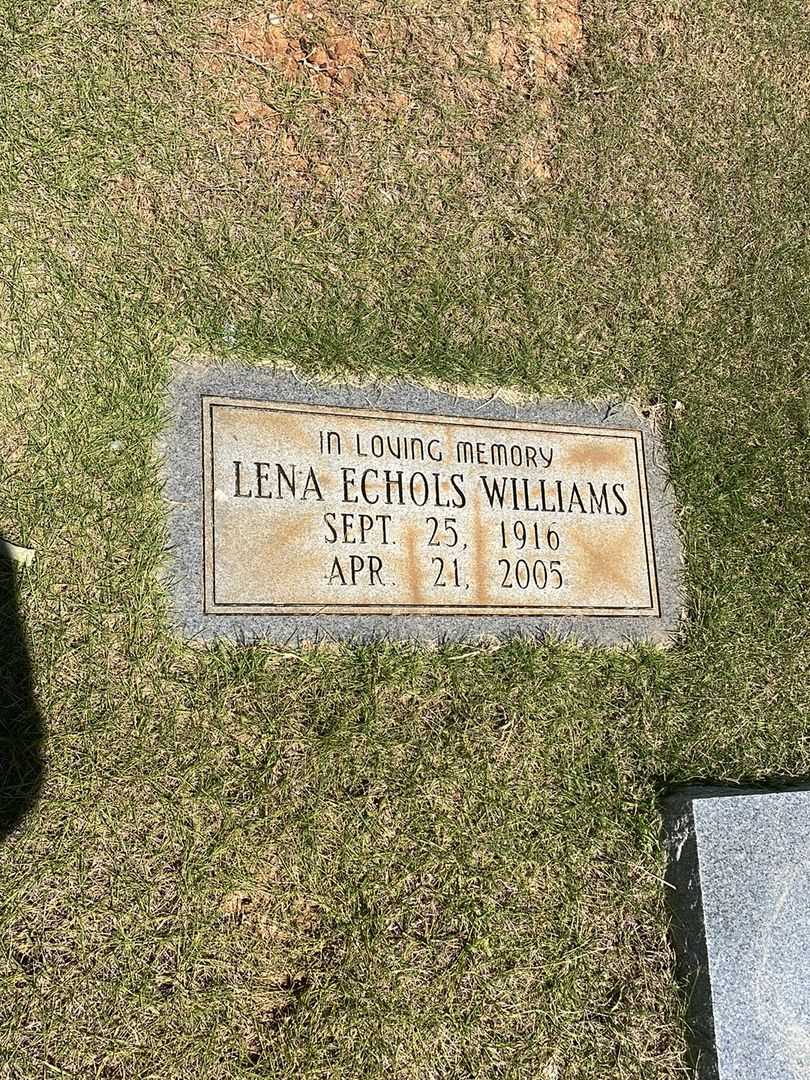 Lena Echols Williams's grave. Photo 1