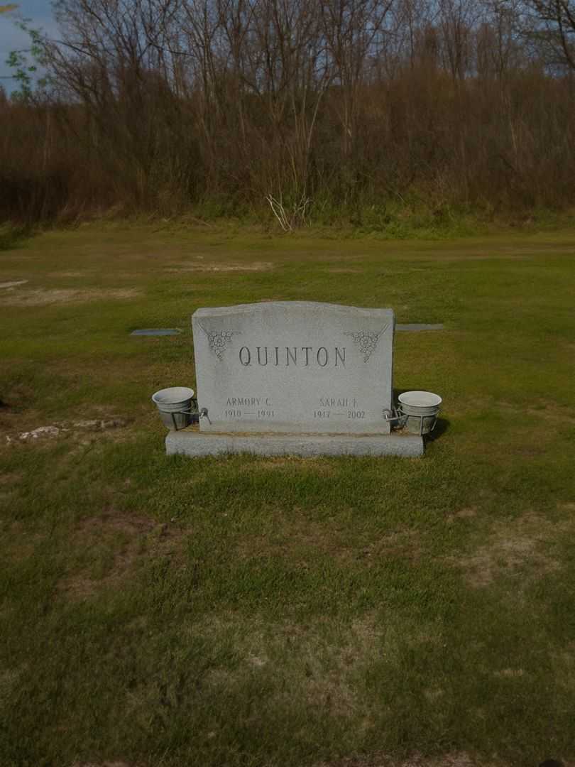 Sarah F. Quinton's grave. Photo 2