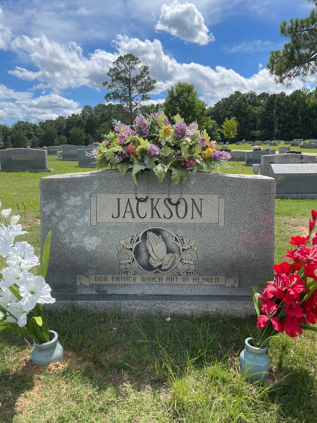 Bobbye J. Jackson's grave. Photo 1