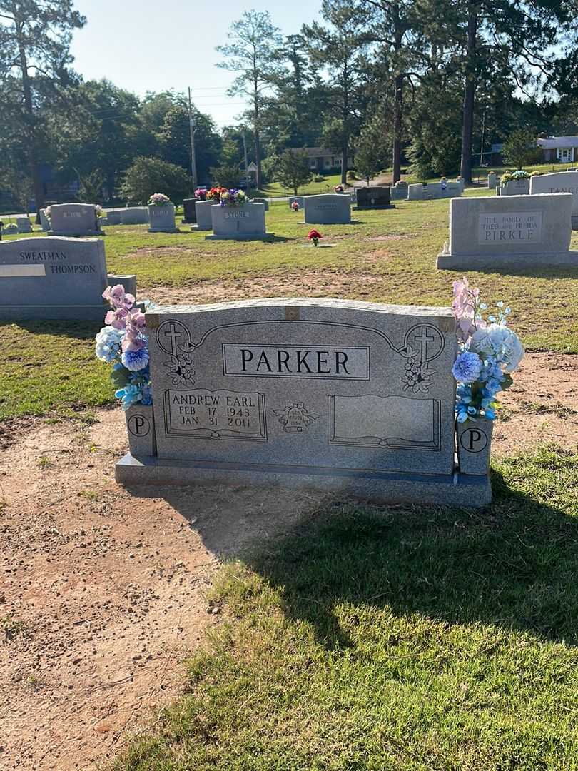 Andrew Earl Parker's grave. Photo 2