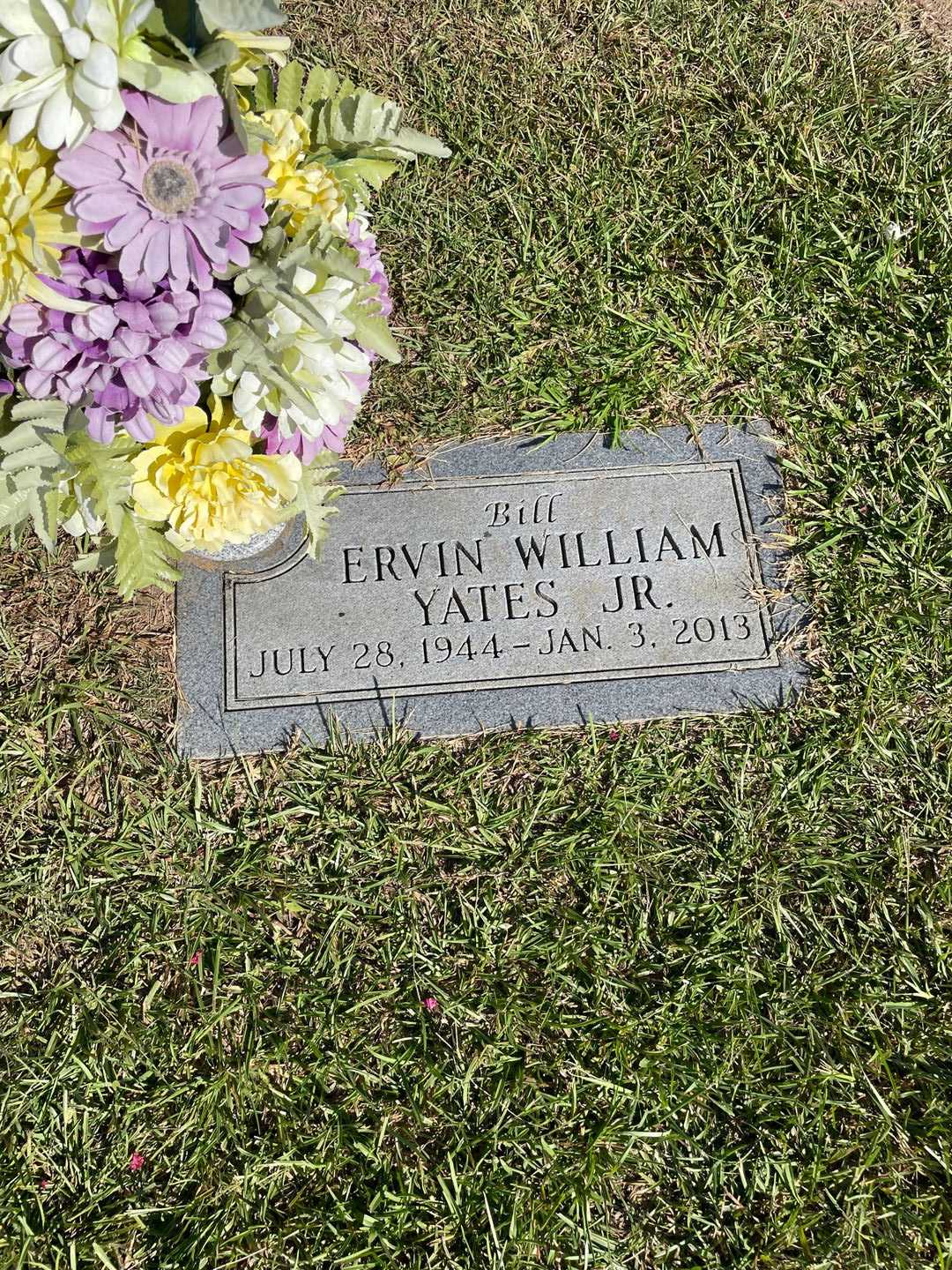 Ervin William "Bill" Yates Junior's grave. Photo 1