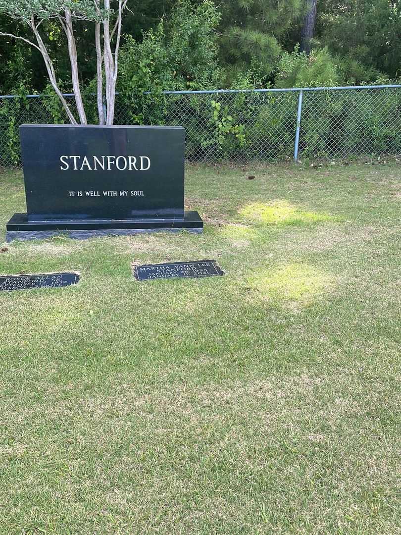 Martha L. Vann Lee Stanford's grave. Photo 2