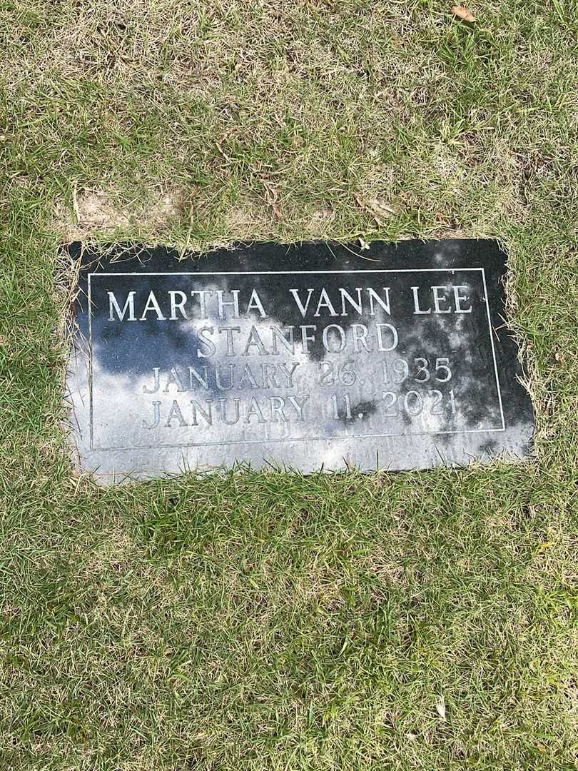 Martha L. Vann Lee Stanford's grave. Photo 3