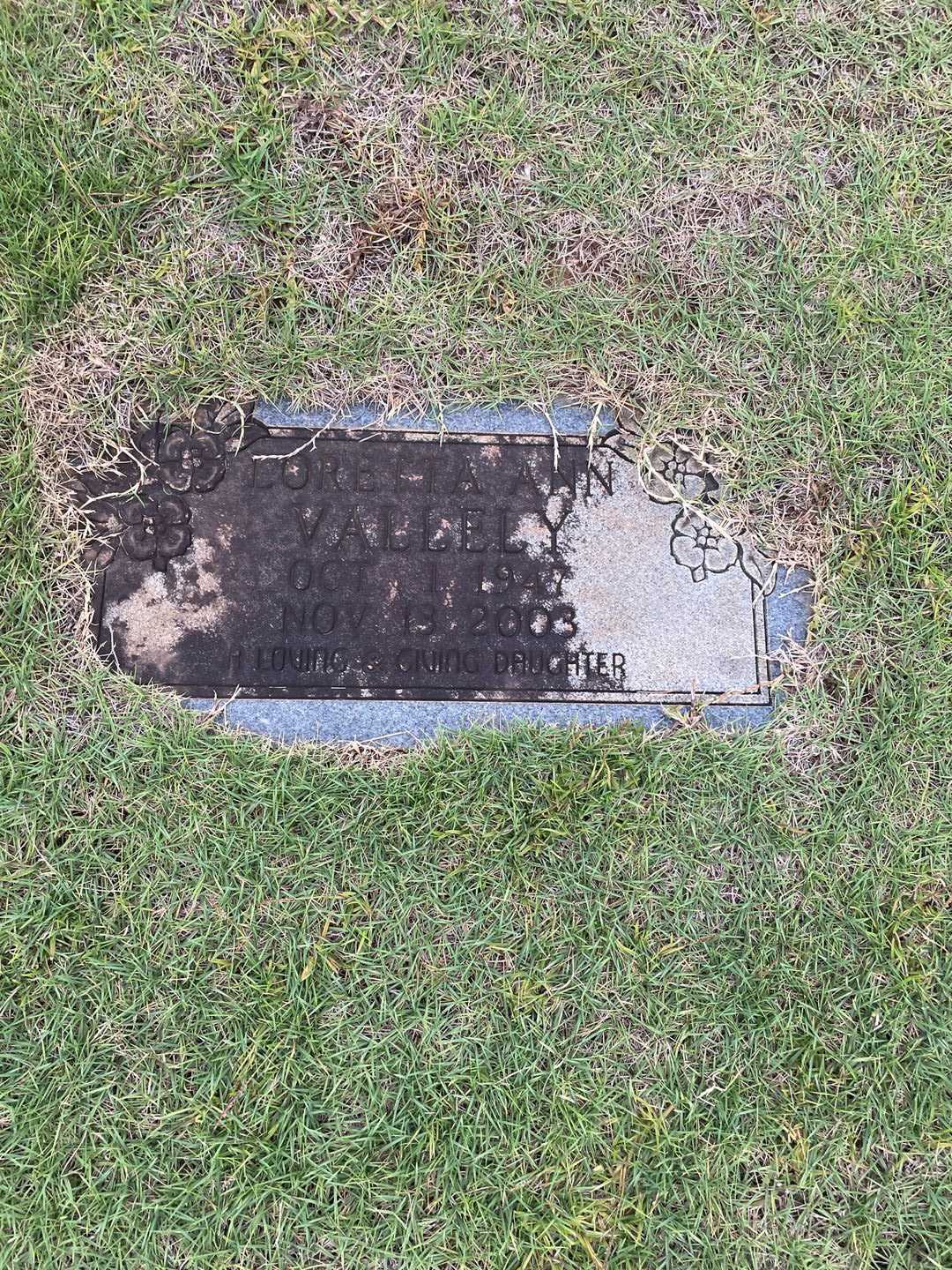 Loretta Ann Vallely's grave. Photo 3