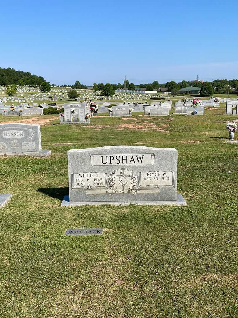 Willie J. Upshaw's grave. Photo 2